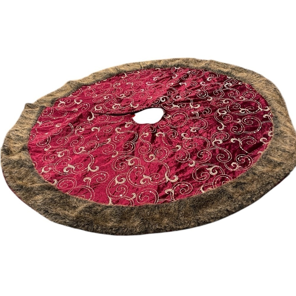 Valery Madelyn Christmas Tree Skirt 48 inch With Gold Scrolling Sequins Fur